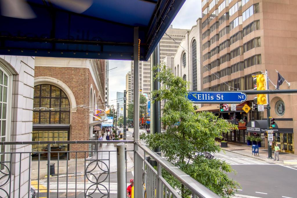 Ellis Hotel Atlanta a Tribute Portfolio Hotel image 9